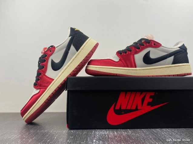 1st Kicks x Jordan 1 Air Room OG Home FN0432-017 Low Trophy 0627